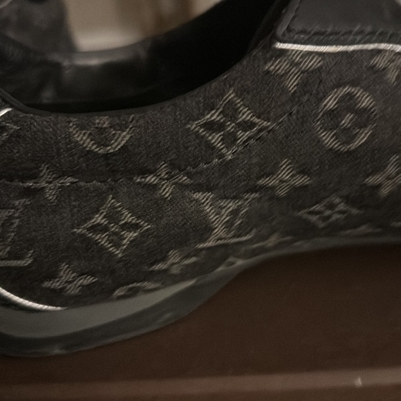 LV sneakers - Picture 2 of 10